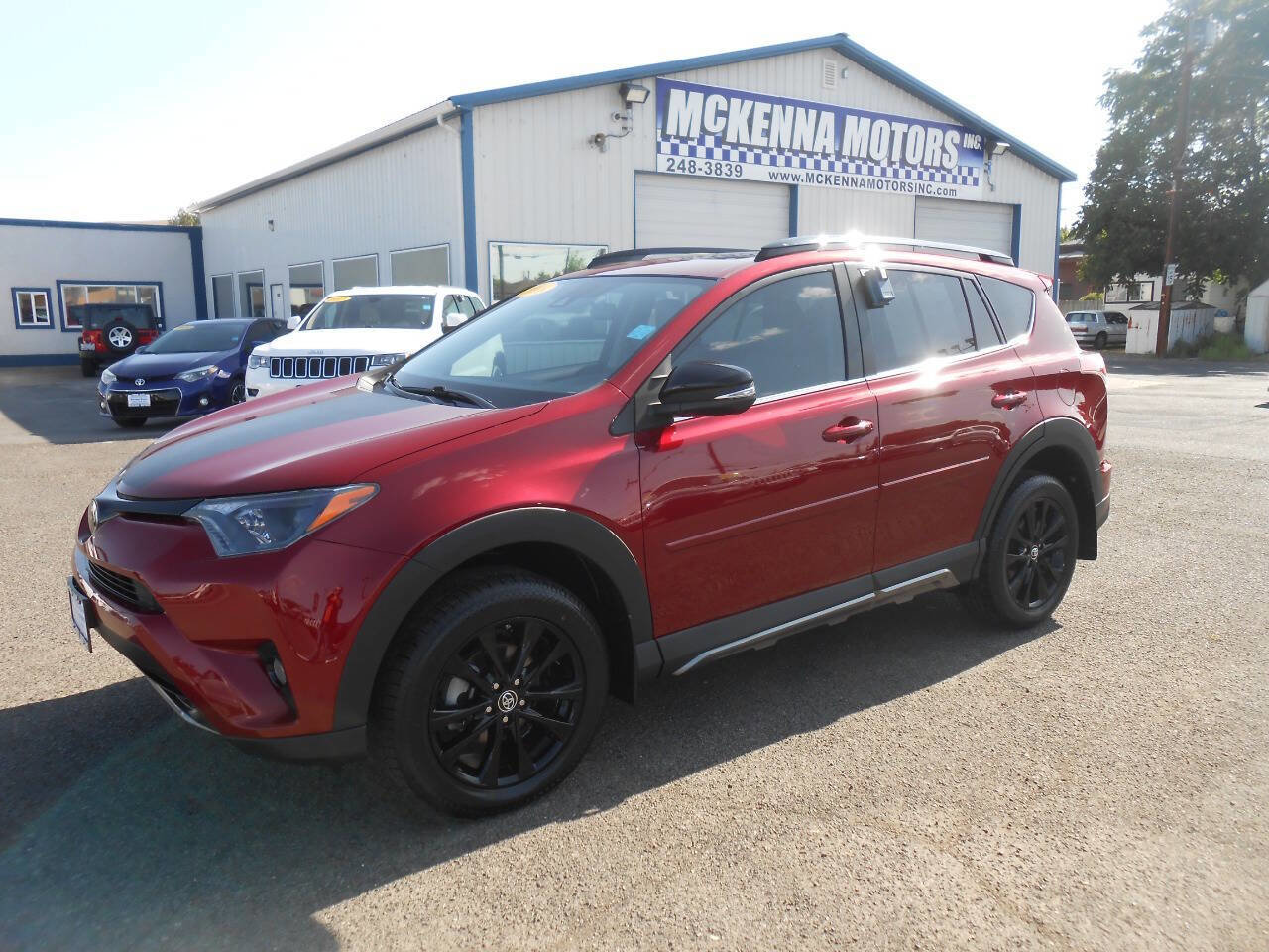 Used 2018 Toyota RAV4 Adventure w/ Cold Weather Package image 5