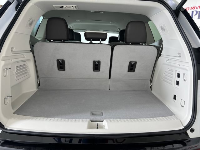 Used 2024 GMC Acadia Denali FWD image 23