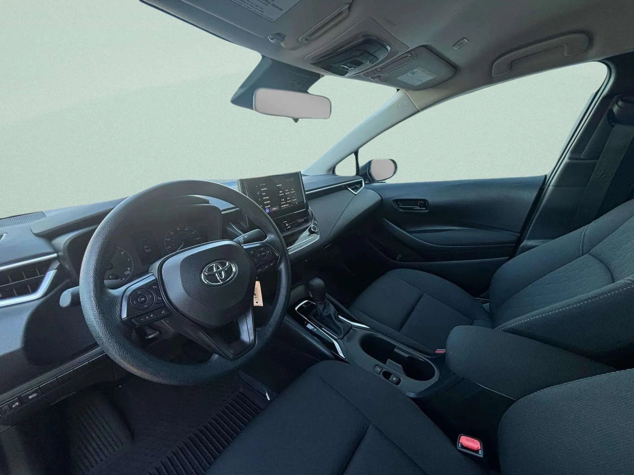 Used 2024 Toyota Corolla LE image 19