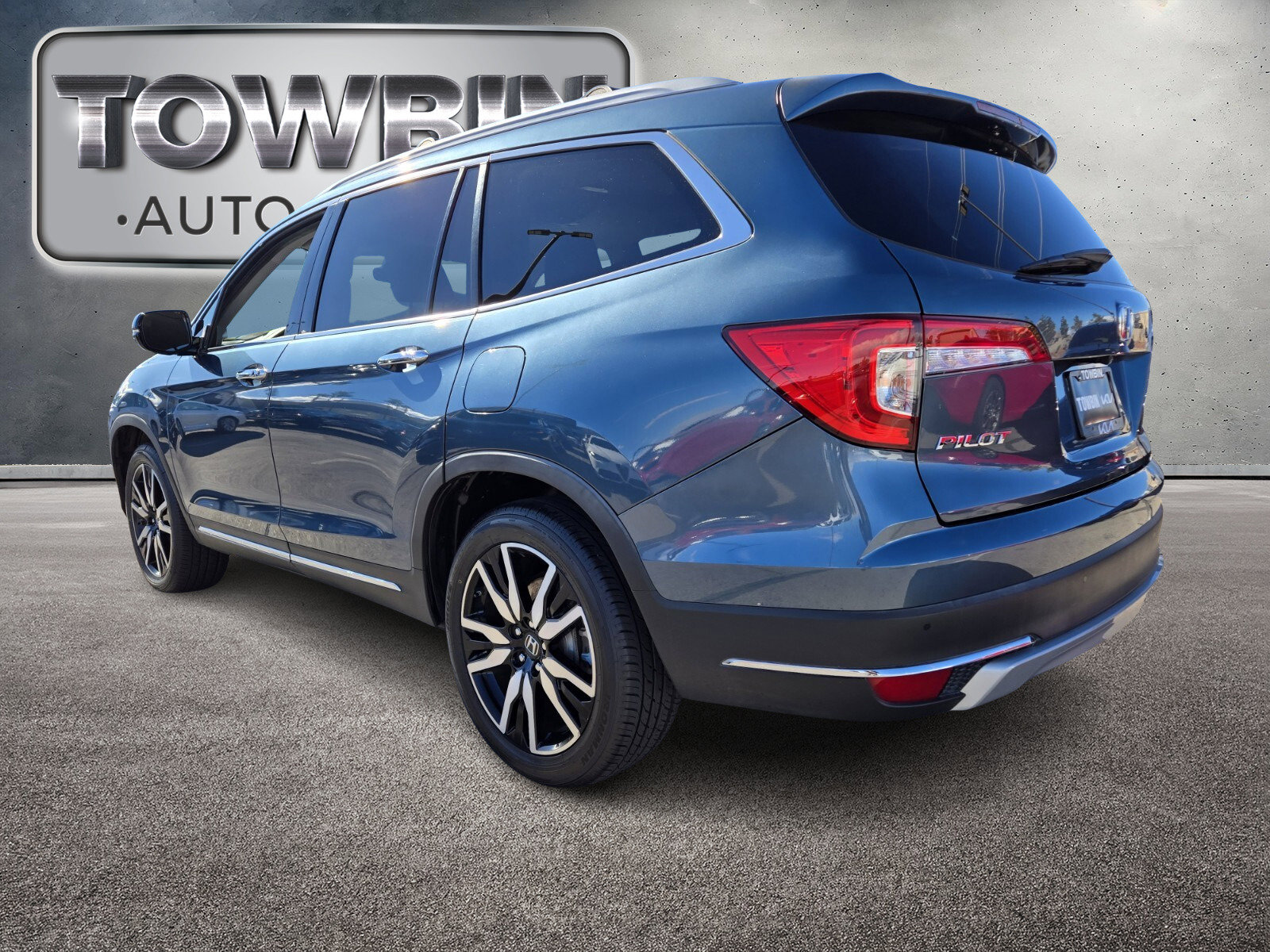 Used 2020 Honda Pilot Touring image 7