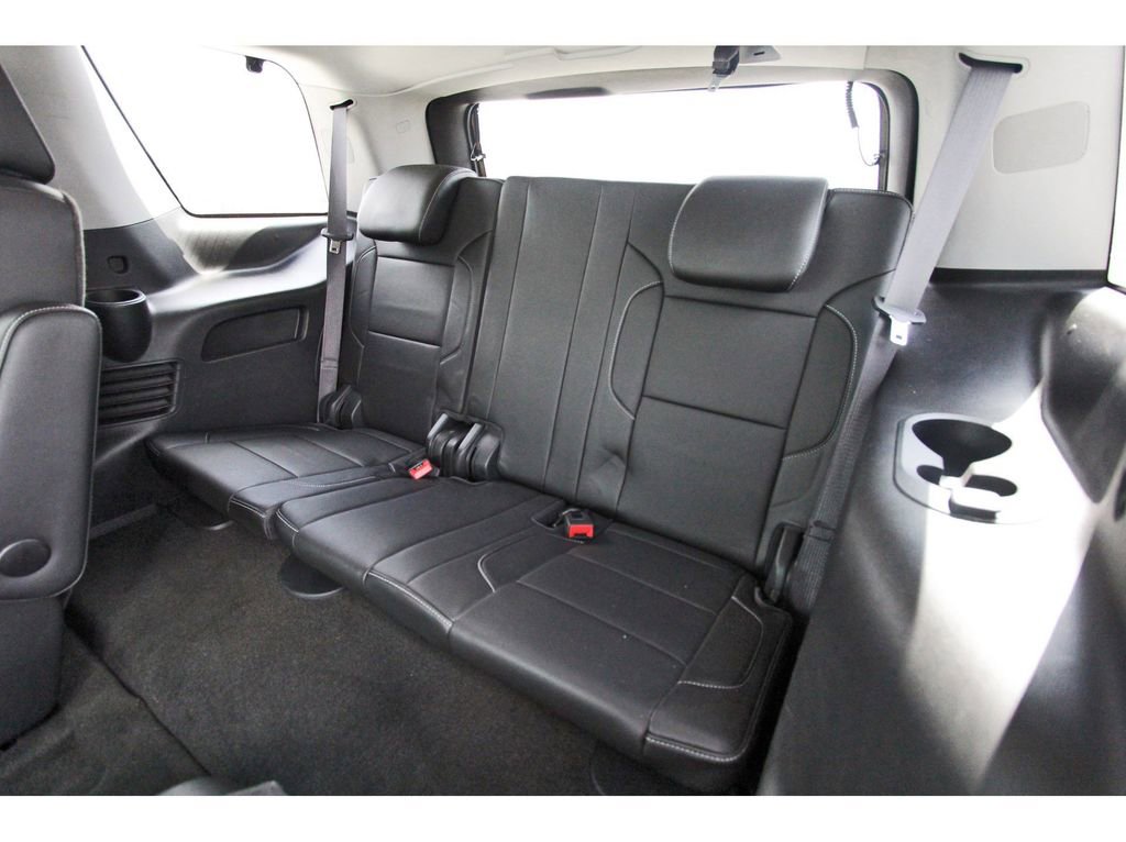 Used 2016 GMC Yukon SLT w/ Open Road Package image 13