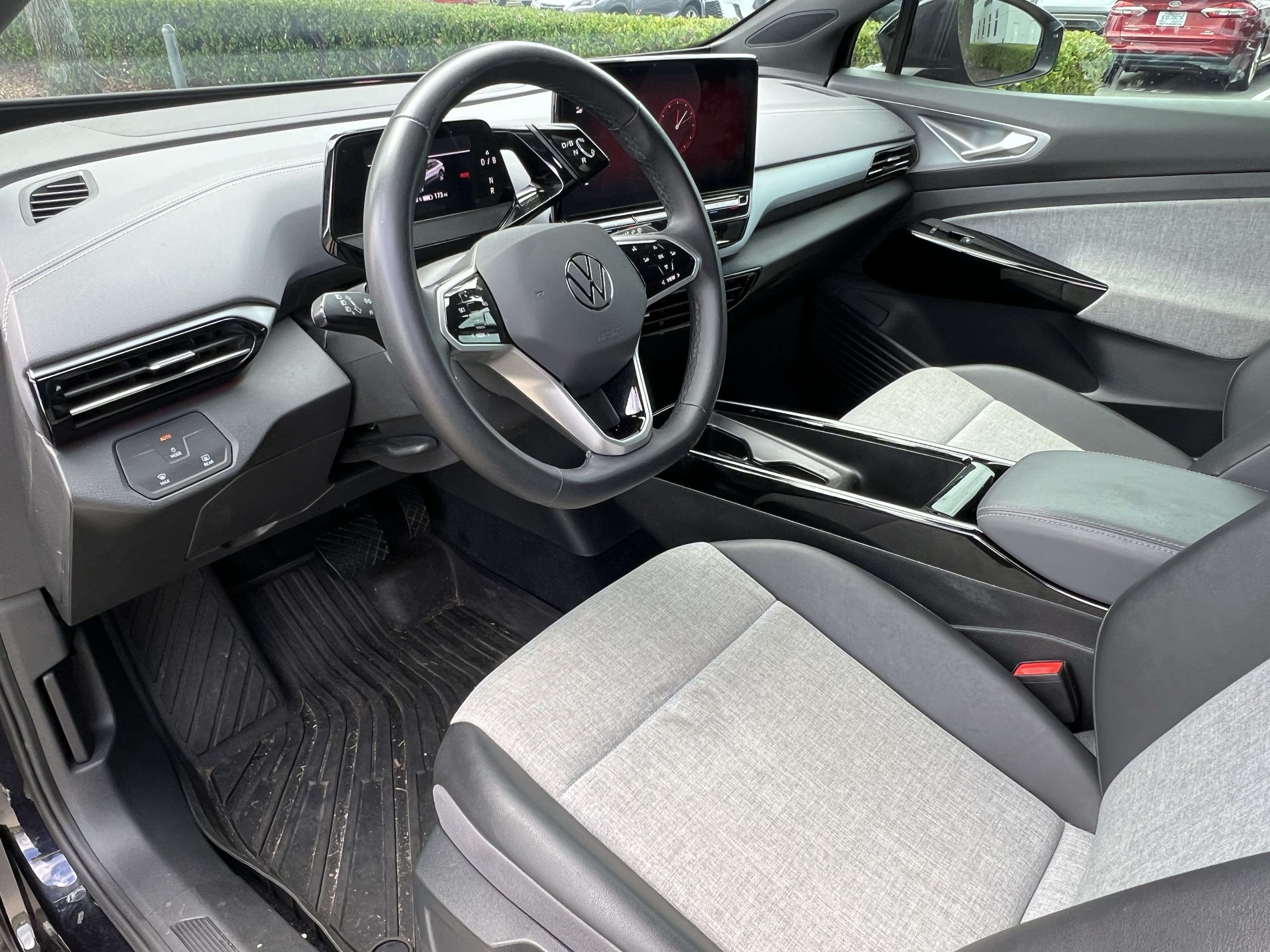 Used 2023 Volkswagen ID.4 Pro RWD image 17