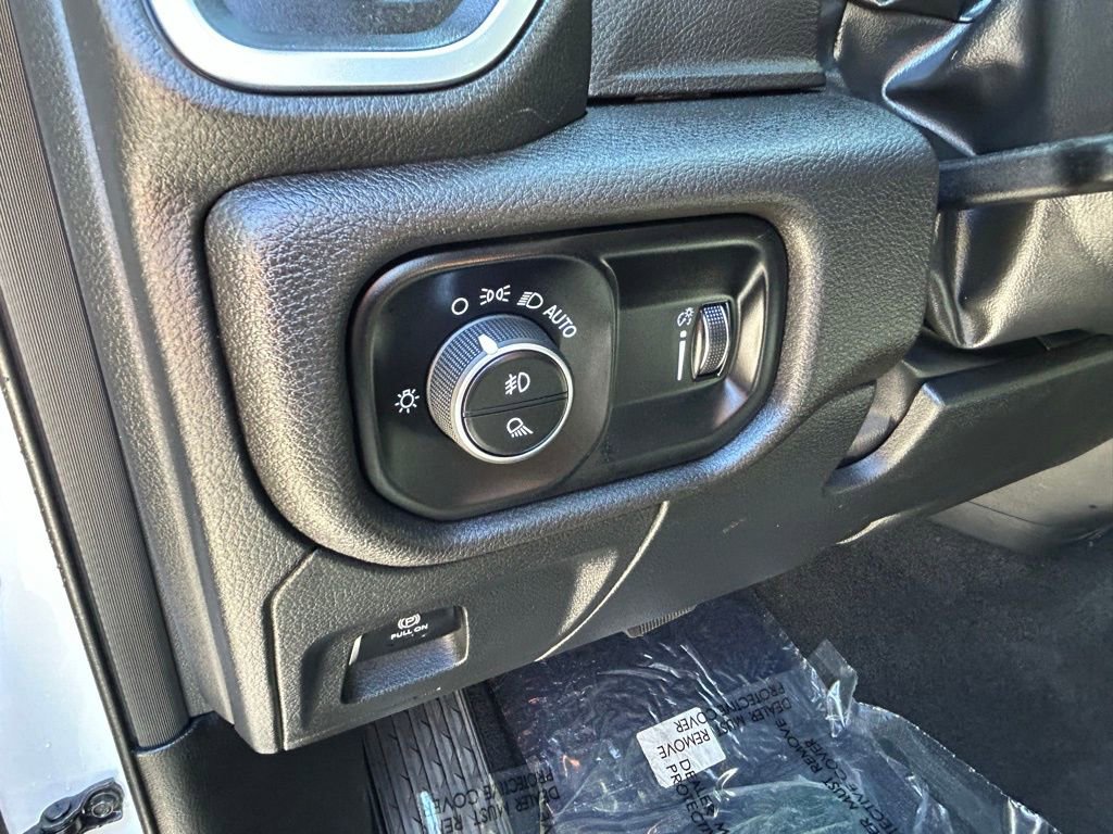 Certified 2025 RAM 1500 Big Horn image 17