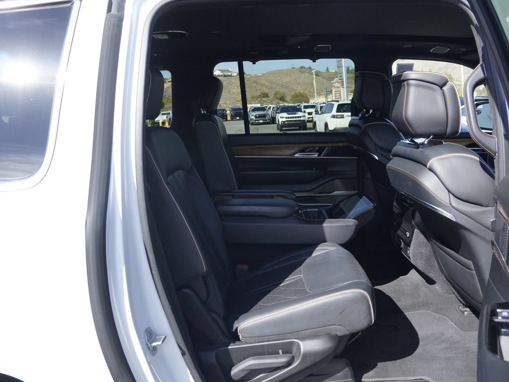 Certified 2024 Jeep Grand Wagoneer L Series III AWD/4WD image 30