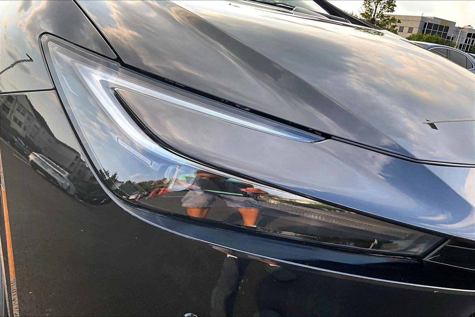 Used 2025 Toyota Prius AWD image 27