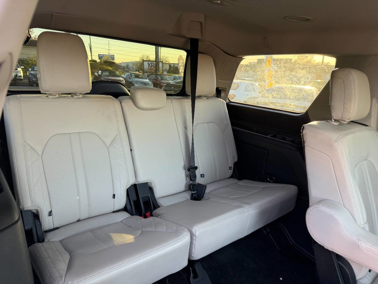 Used 2018 Ford Expedition Platinum image 24