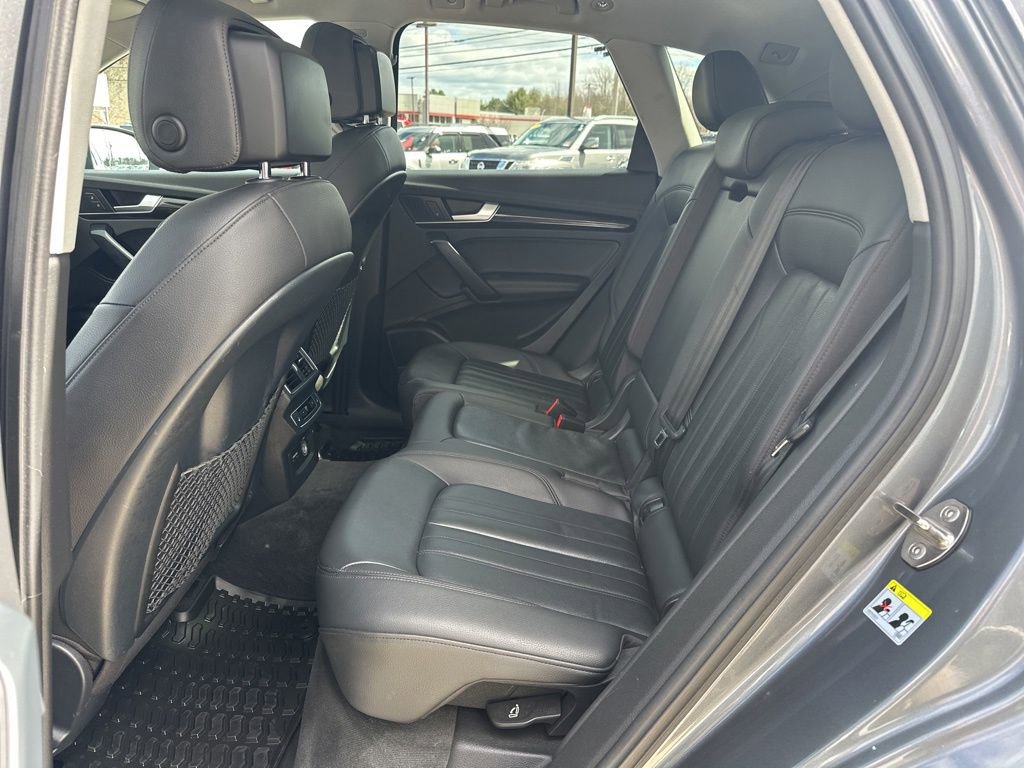 Used 2019 Audi Q5 2.0T Premium Plus w/ Premium Plus Package image 36