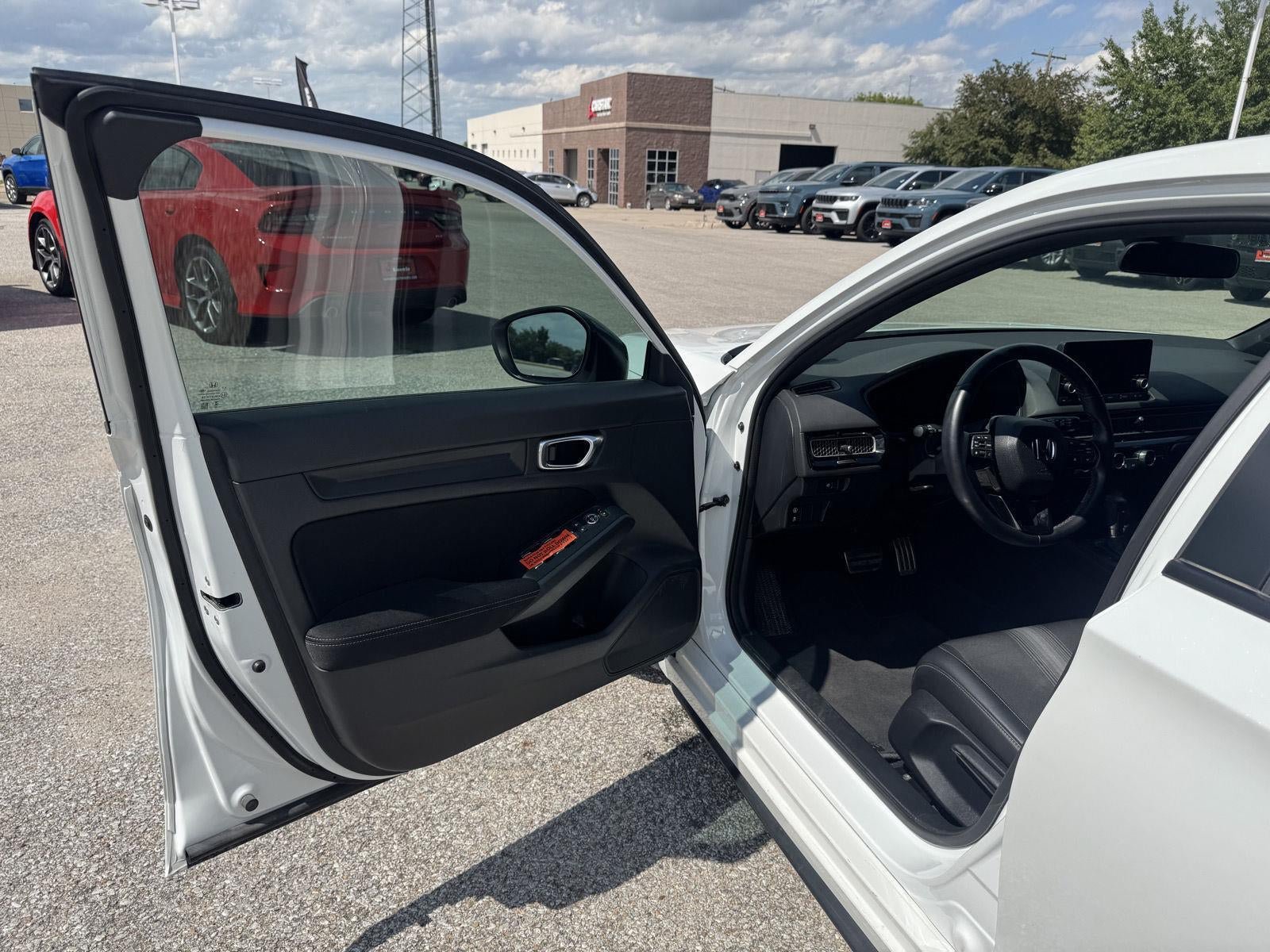 Used 2023 Honda Civic Sport image 22