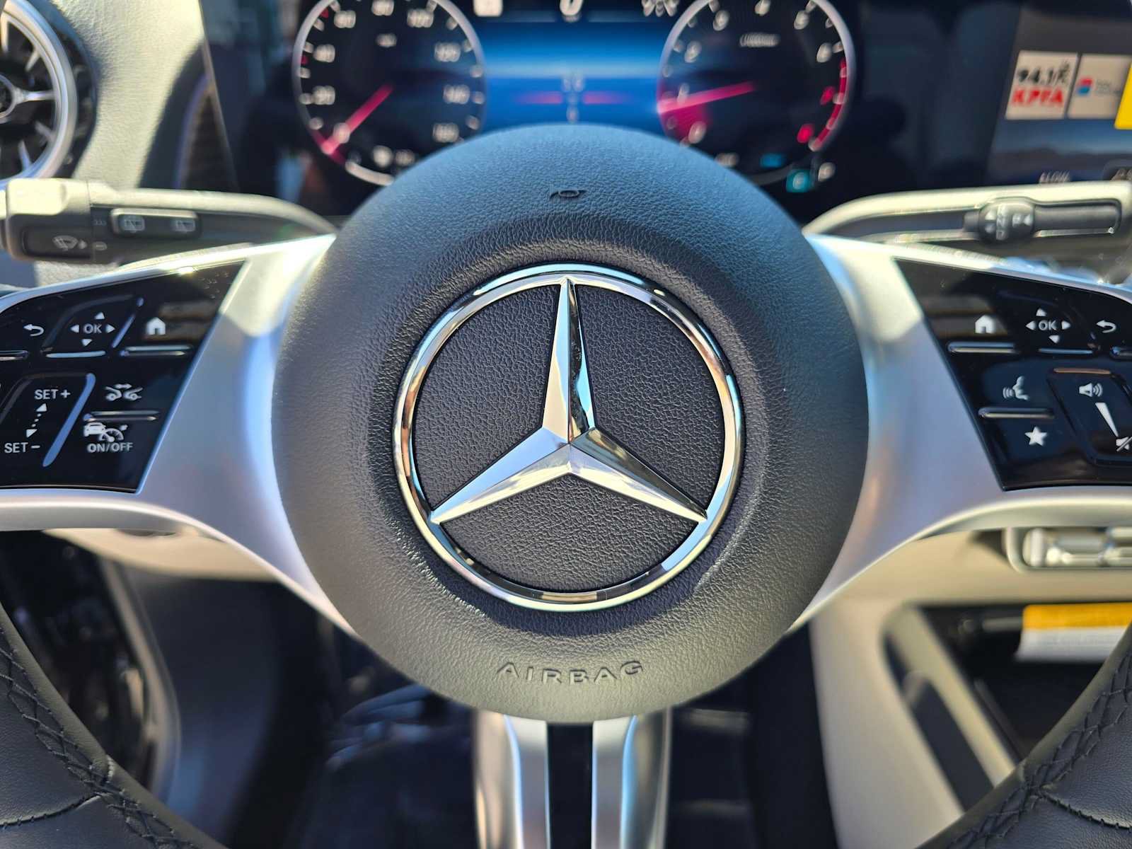 New 2026 Mercedes-Benz GLB 250 image 23