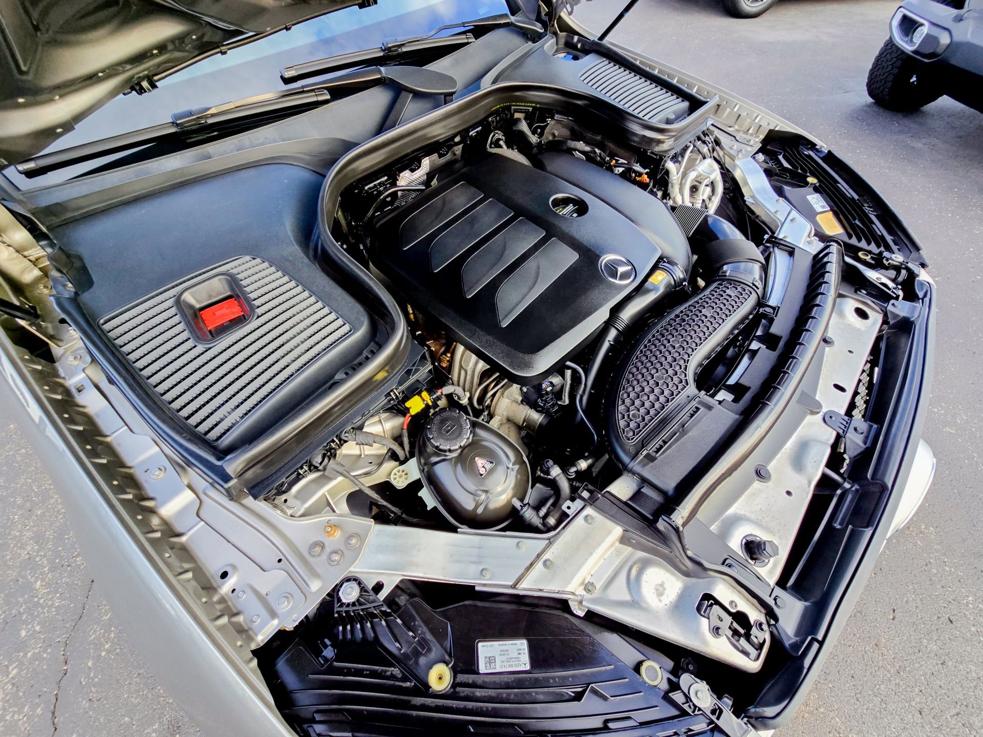 Used 2021 Mercedes-Benz GLC 300 4MATIC image 45