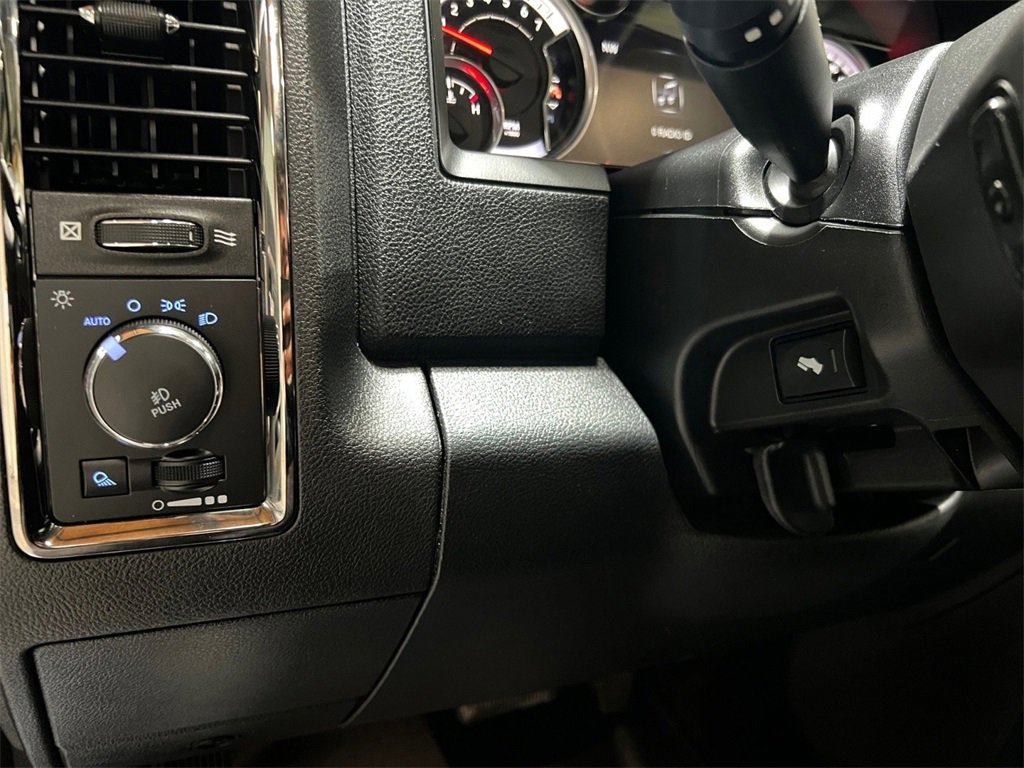Used 2017 RAM 1500 Sport image 39