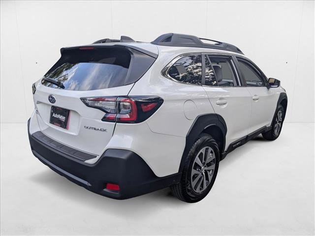 Certified 2025 Subaru Outback Premium image 5