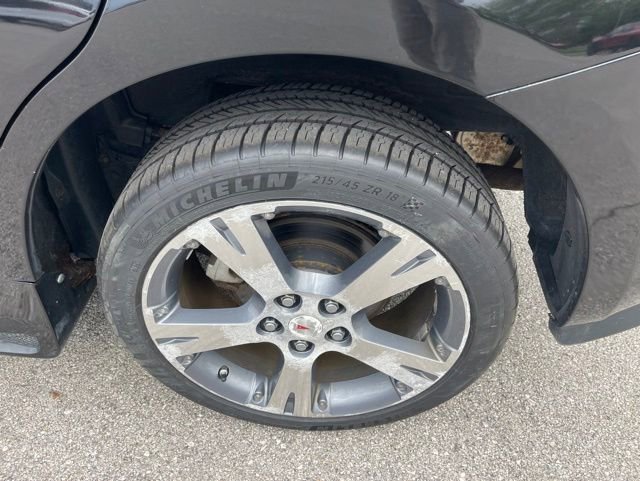 Used 2009 Pontiac Vibe GT FWD image 10