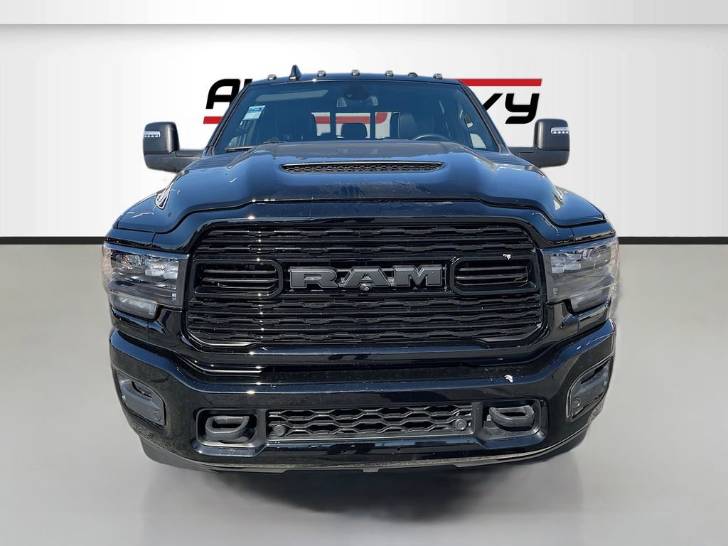 Used 2023 RAM 2500 Limited w/ Night Edition AWD/4WD image 2