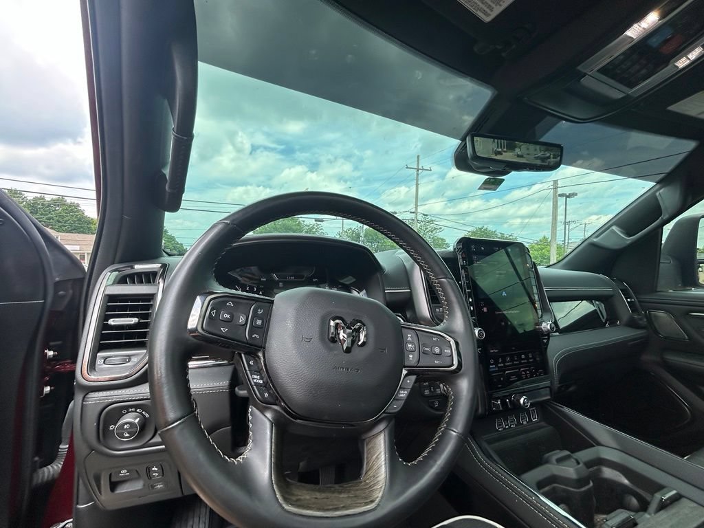 Used 2025 RAM 1500 Limited AWD/4WD image 15