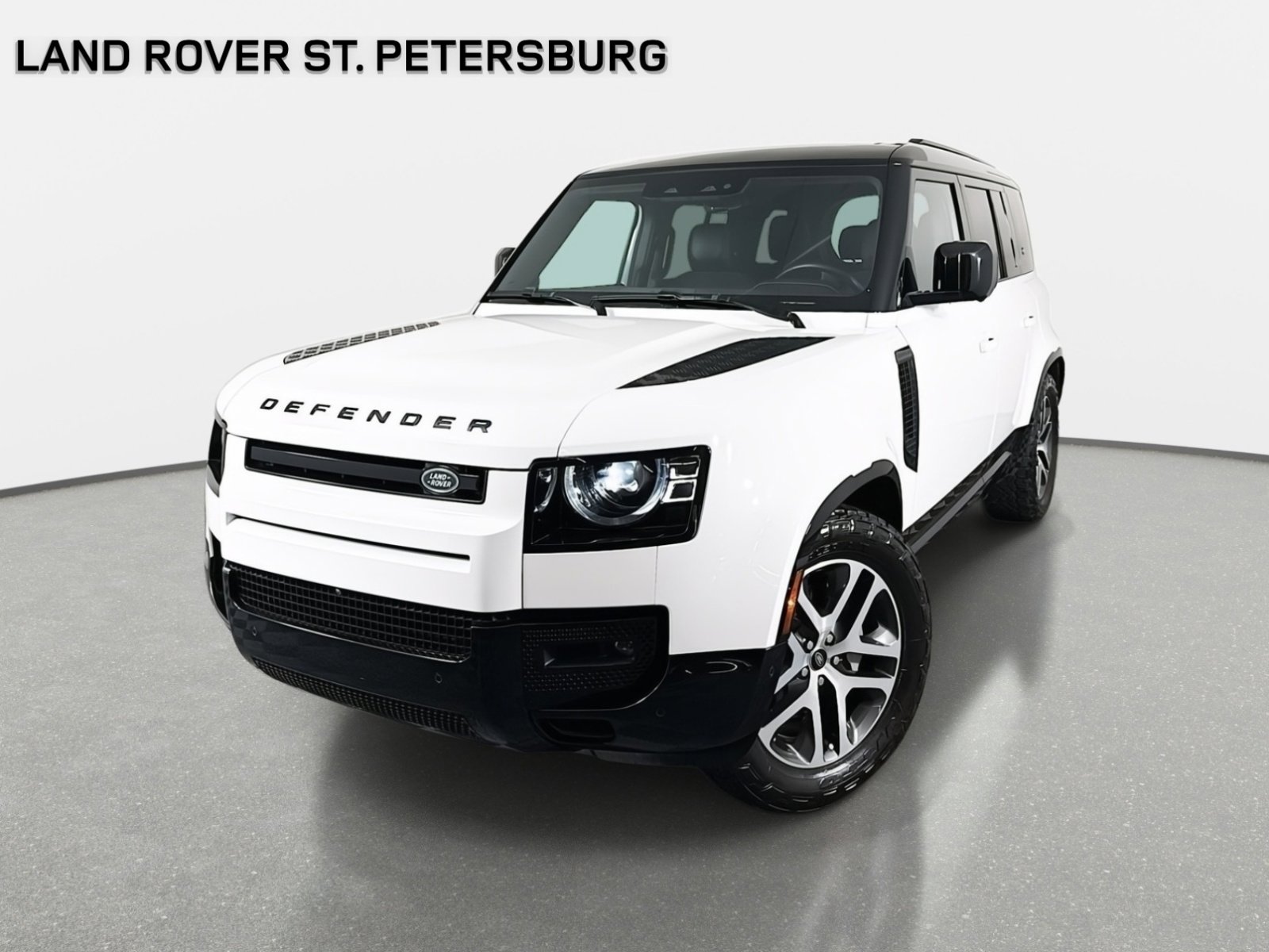 Used 2024 Land Rover Defender 110 X-Dynamic SE image 4