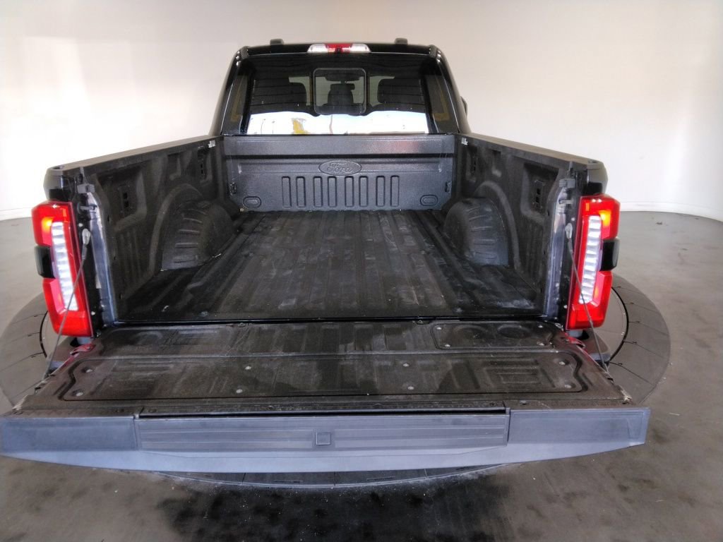 Used 2024 Ford F250 Lariat w/ Lariat Ultimate Package image 9