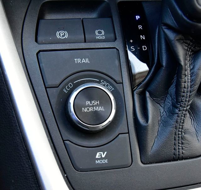 Certified 2023 Toyota RAV4 XLE image 26