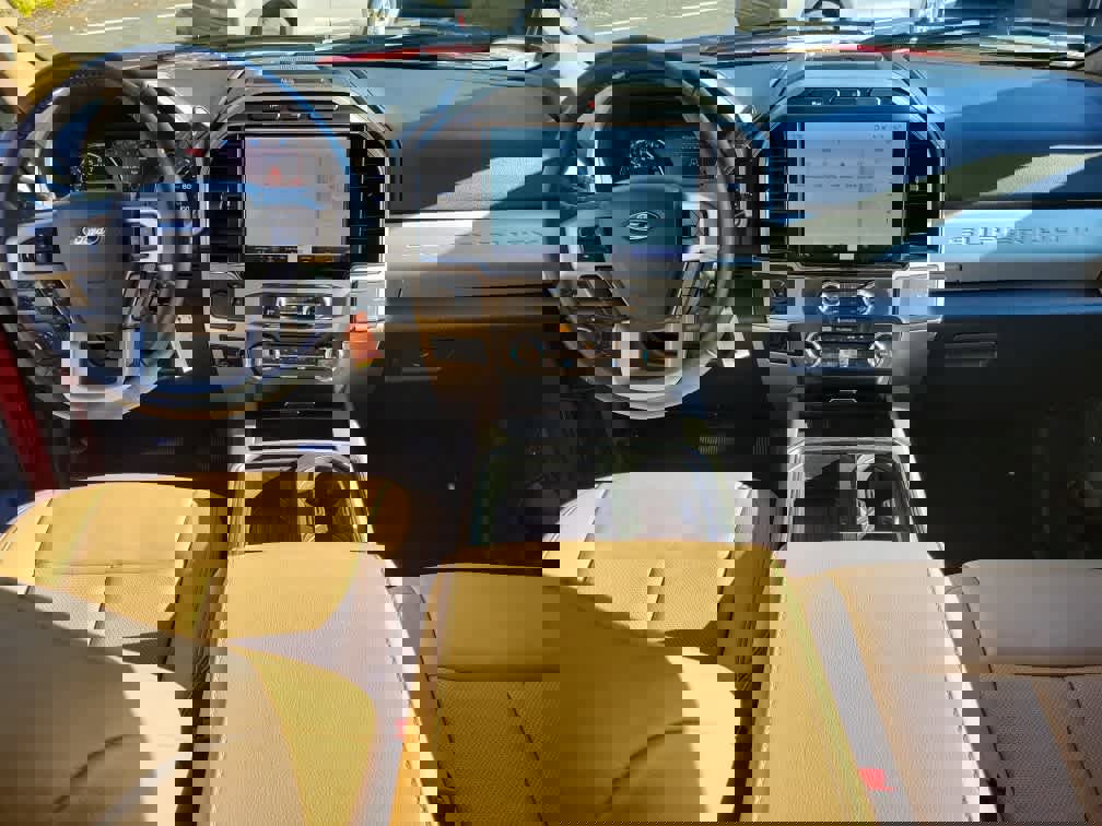 Used 2022 Ford F250 Lariat w/ Chrome Package image 28