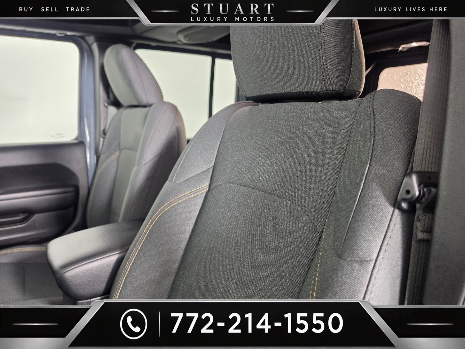 Used 2024 Jeep Wrangler Unlimited Sport AWD/4WD image 4