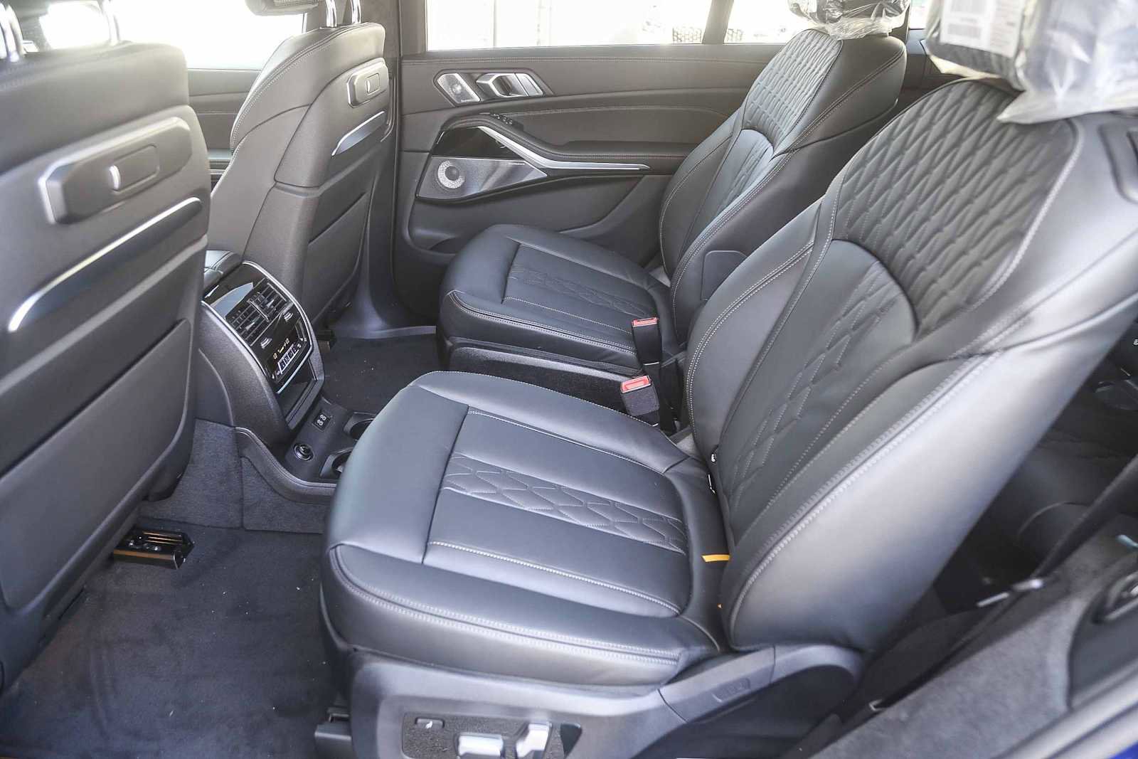 New 2026 BMW ALPINA XB7 image 15