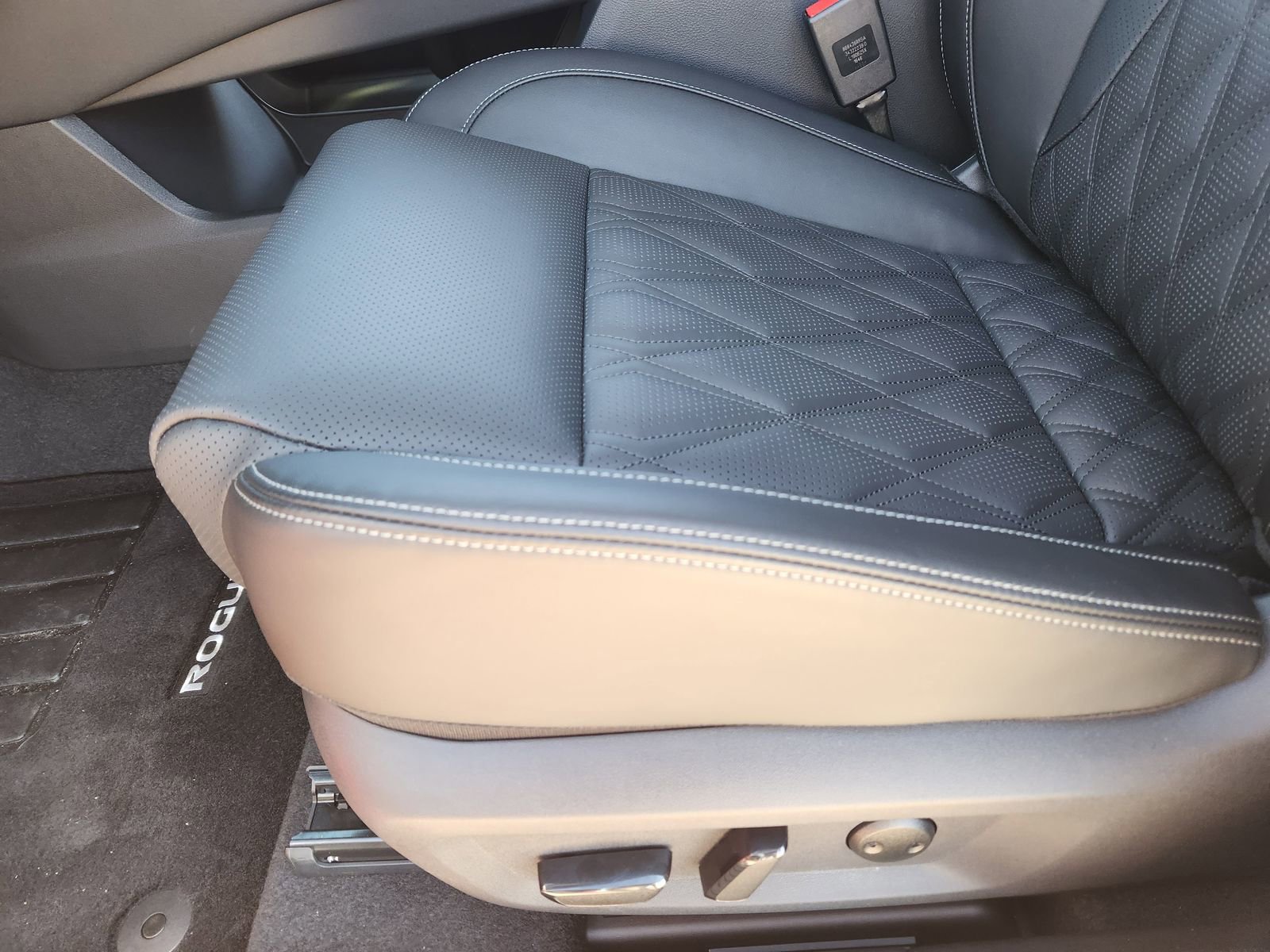 New 2026 Nissan Rogue Platinum w/ Platinum Premium Package image 21