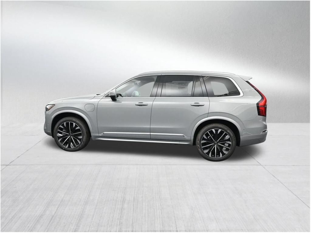 New 2026 Volvo XC90 T8 Plus w/ Protection Package Premier AWD/4WD image 2