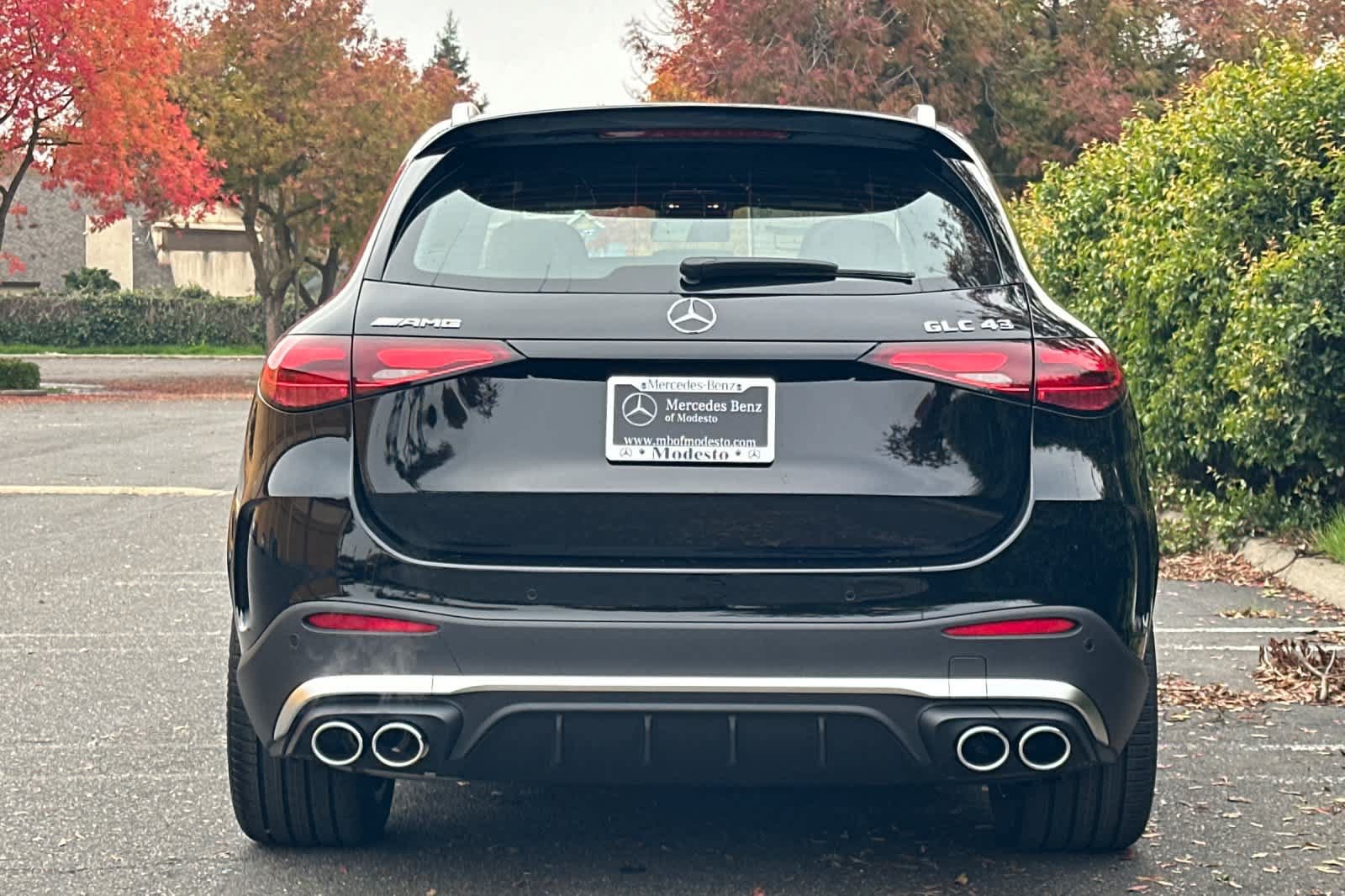 Certified 2026 Mercedes-Benz GLC 43 AMG 4MATIC image 4