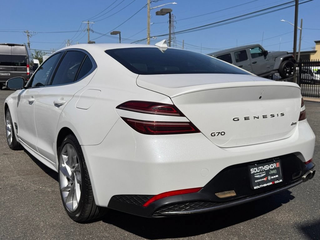 Used 2022 Genesis G70 2.0T AWD/4WD image 5