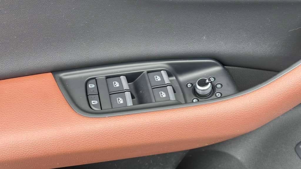 Used 2023 Audi Q7 2.0T Premium Plus w/ Convenience Package AWD/4WD image 19