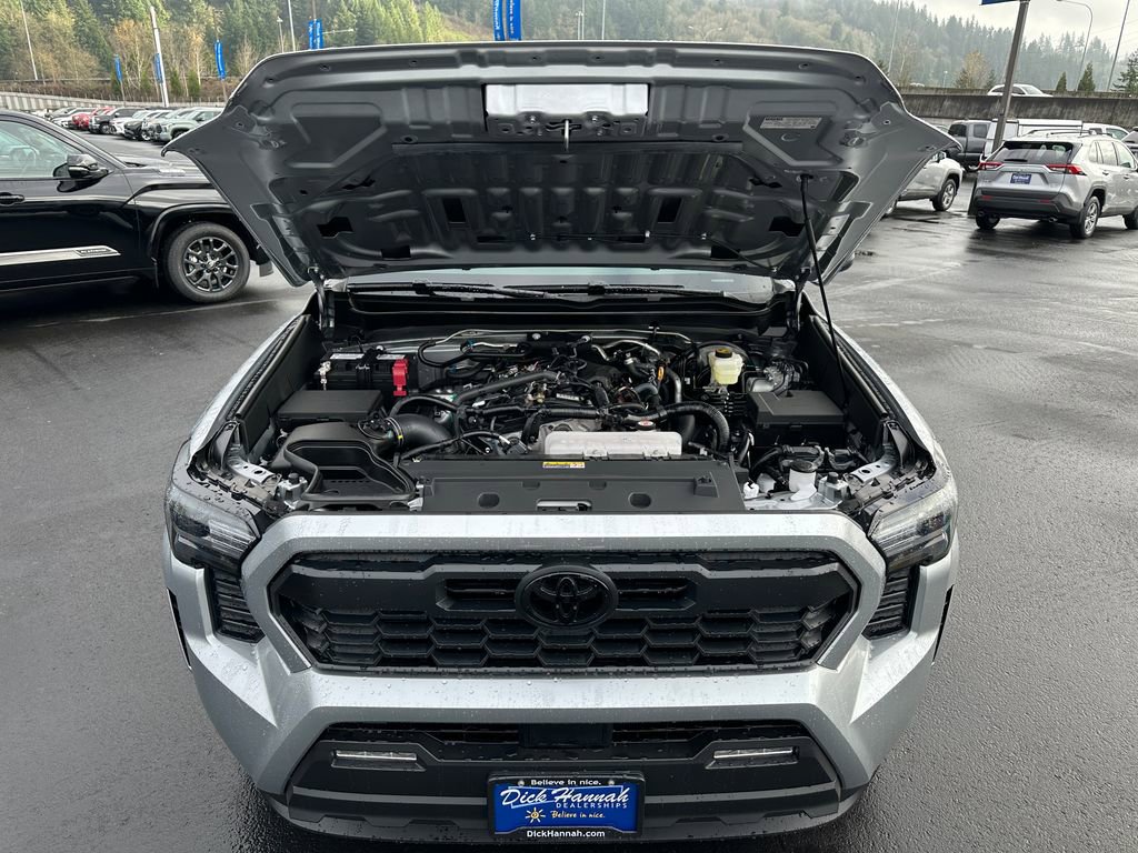 New 2026 Toyota Tacoma TRD Sport image 4