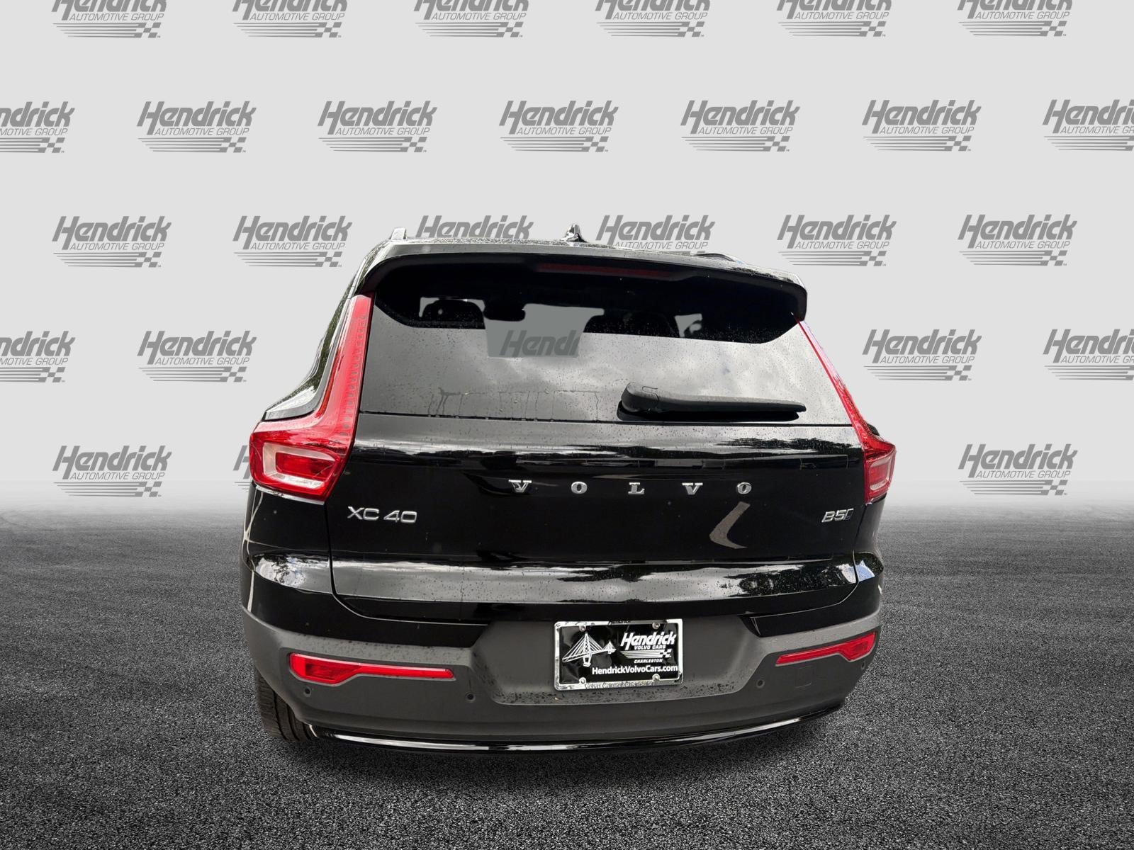Certified 2026 Volvo XC40 B5 Plus AWD/4WD image 9