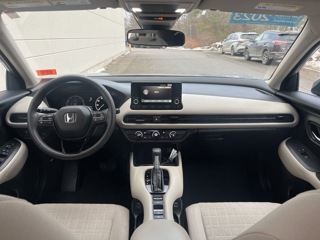 Certified 2023 Honda HR-V LX image 12