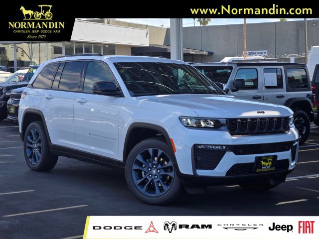 New 2026 Jeep Grand Cherokee Limited AWD/4WD image 1