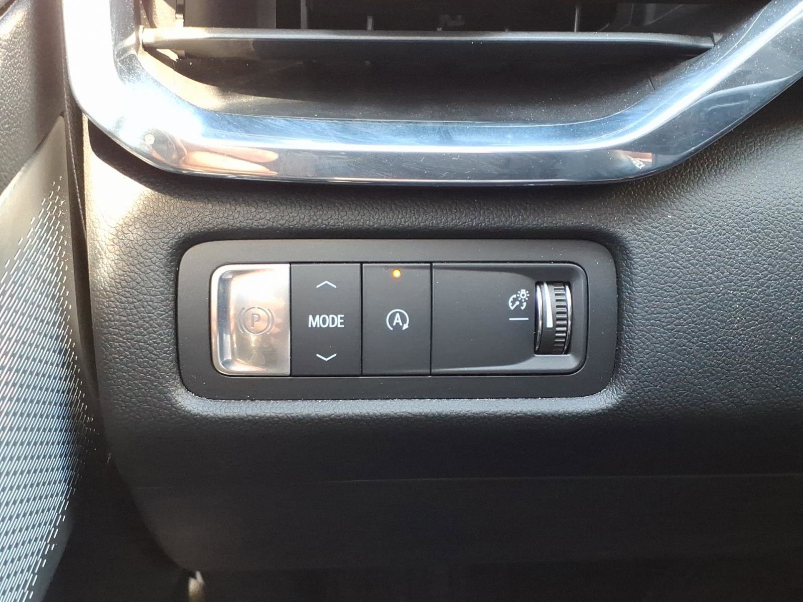 Used 2025 GMC Acadia Denali w/ Super Cruise Package FWD image 24