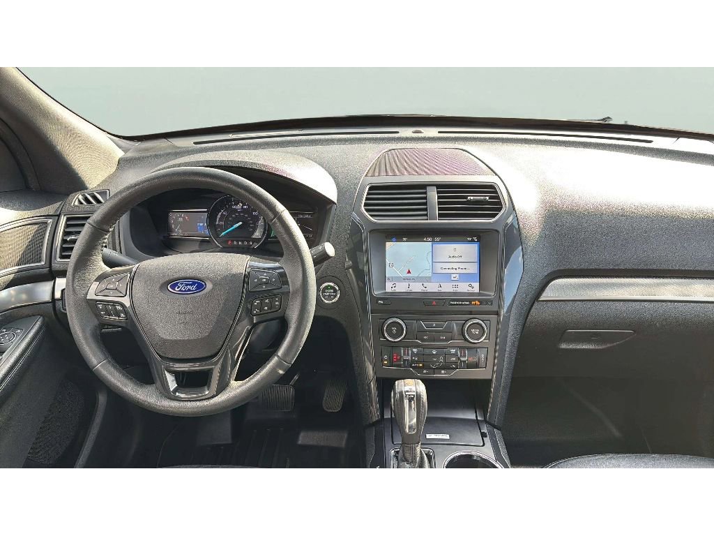 Used 2018 Ford Explorer XLT w/ Equipment Group 202A image 16