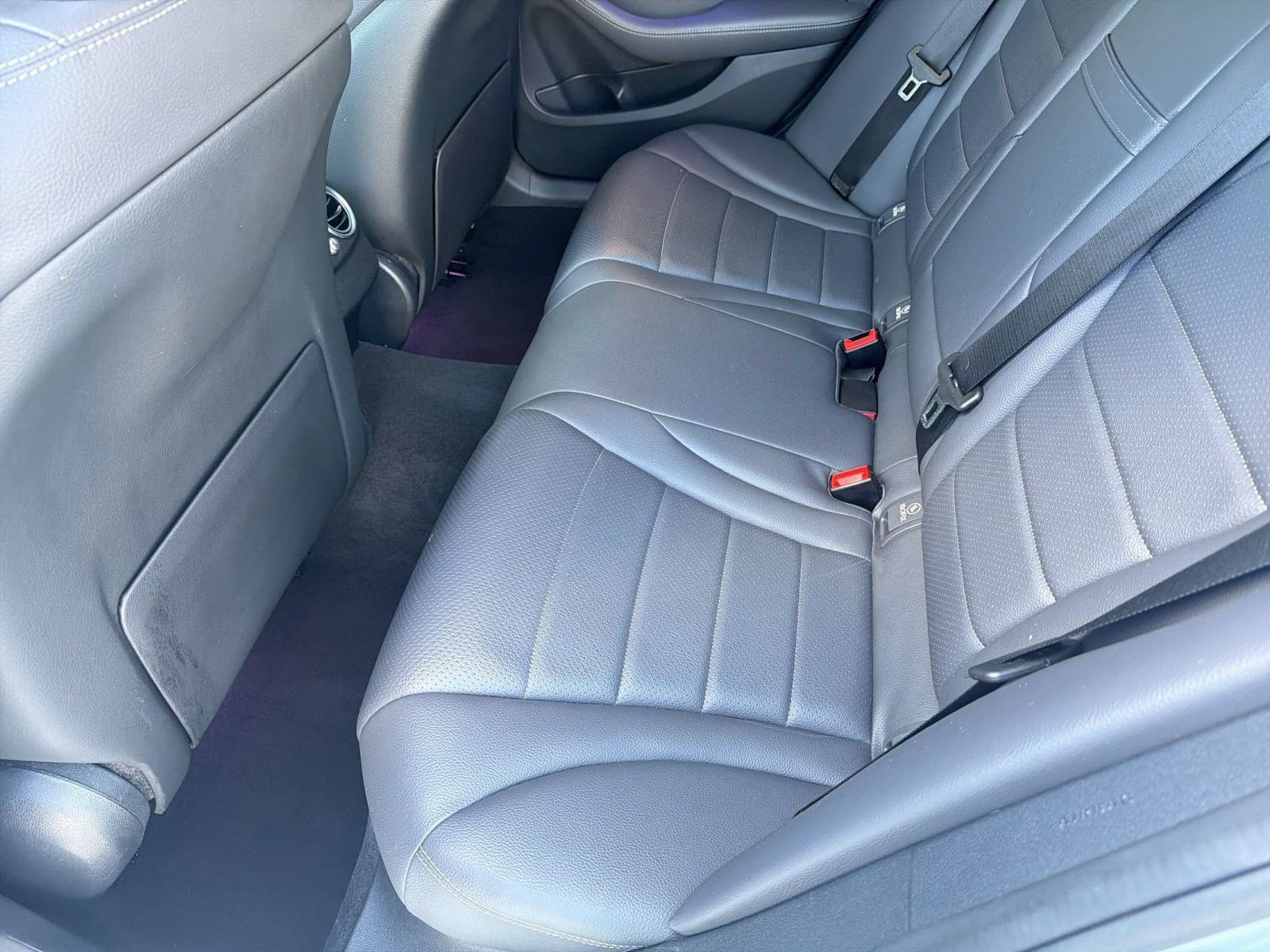 Used 2021 Mercedes-Benz C 300 Sedan image 23