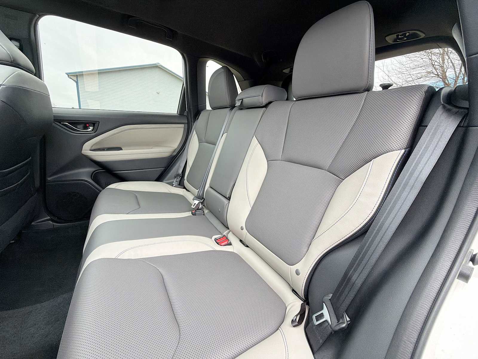 Certified 2025 Subaru Forester Limited image 17