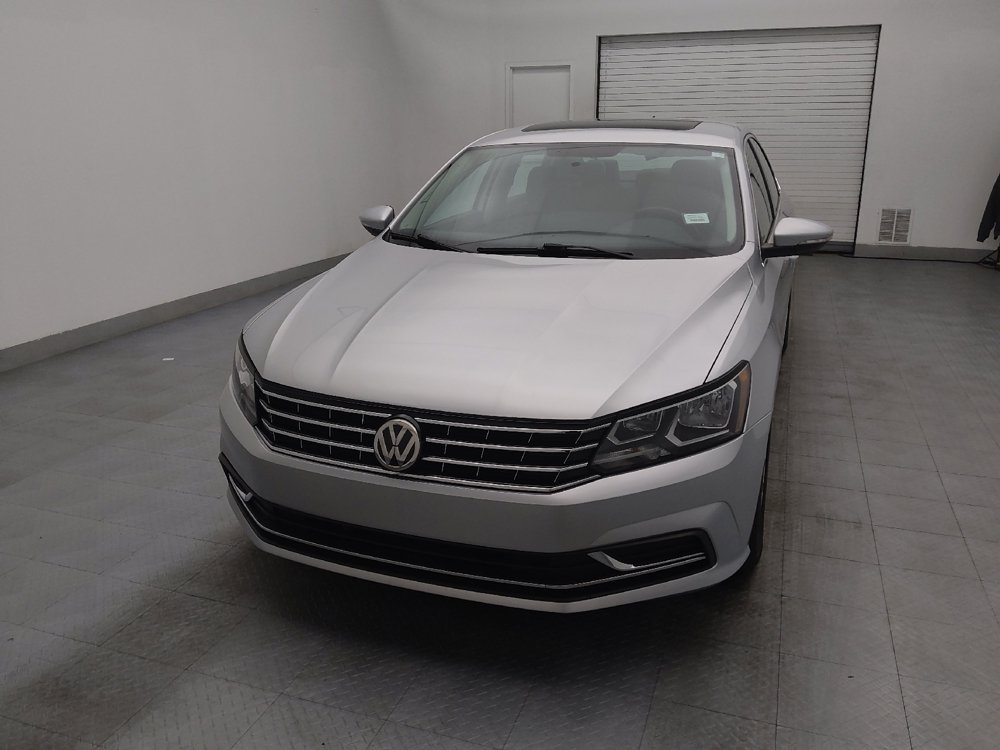 Used 2016 Volkswagen Passat 1.8T SE FWD image 15
