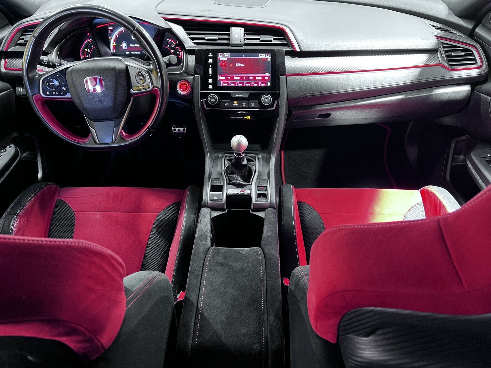 Used 2018 Honda Civic Type R image 13