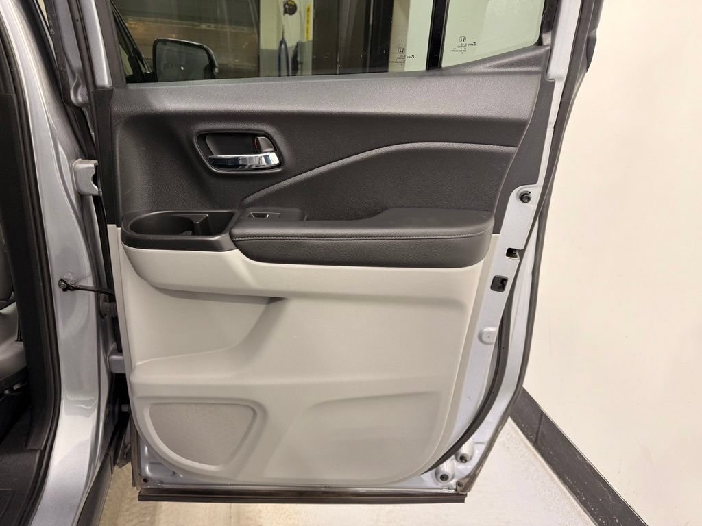Used 2020 Honda Ridgeline RTL-E image 25