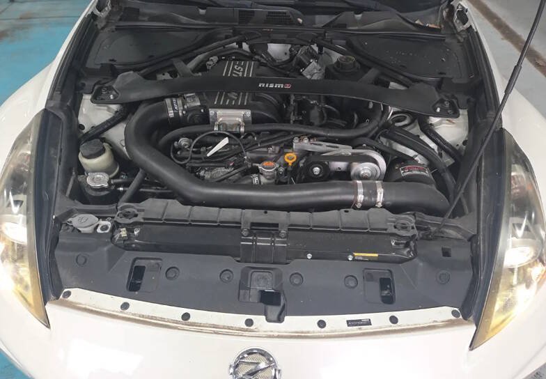 Used 2016 Nissan 370Z NISMO RWD image 3
