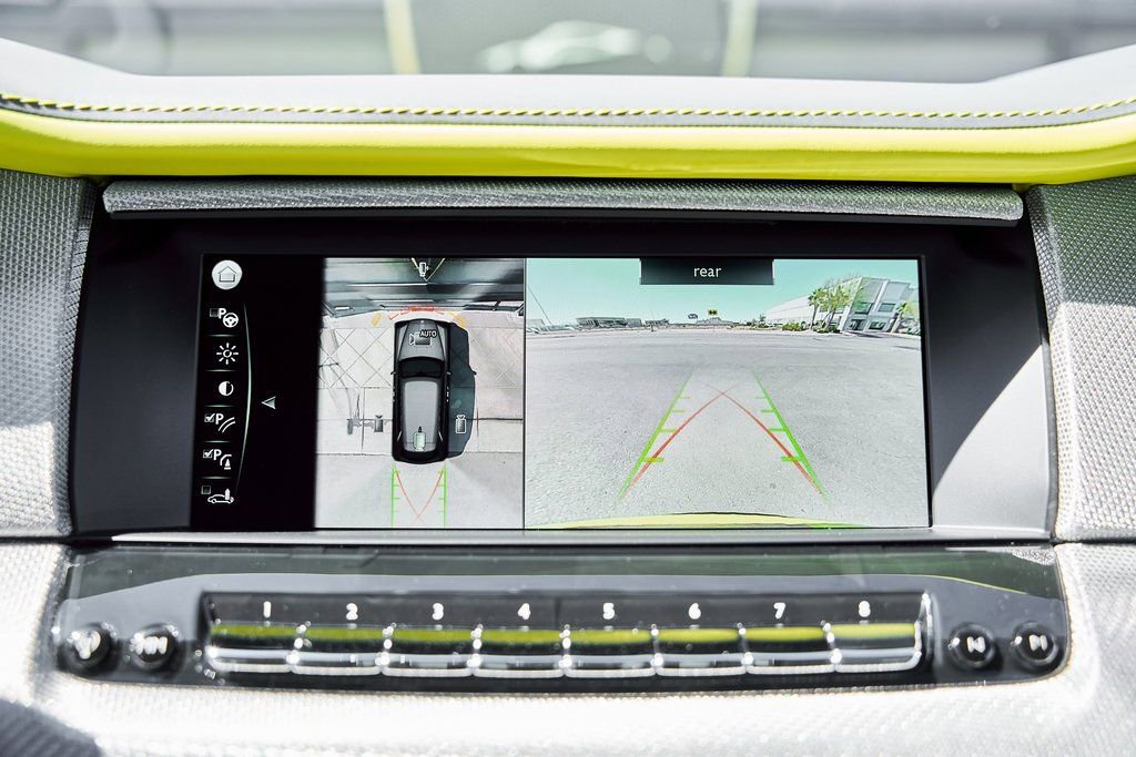 Used 2024 Rolls-Royce Cullinan image 94