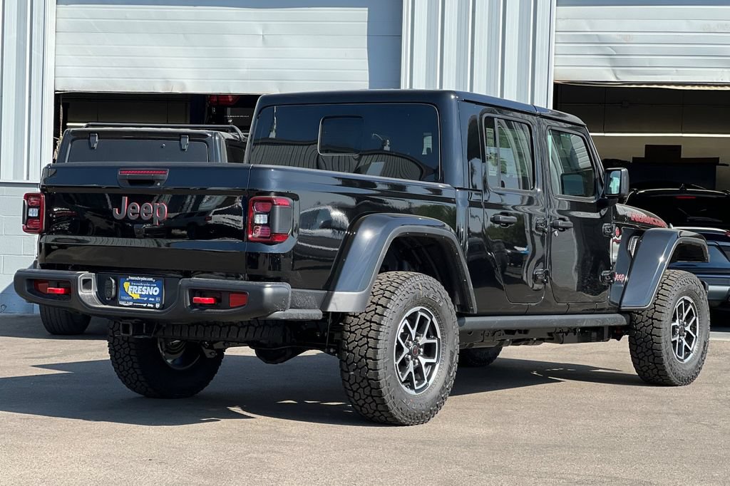 New 2026 Jeep Gladiator Rubicon w/ Steel Bumper Group AWD/4WD image 4