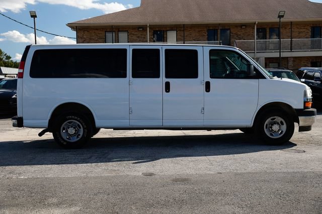 Used 2019 Chevrolet Express 3500 LT w/ LT Preferred Equipment Group RWD image 16