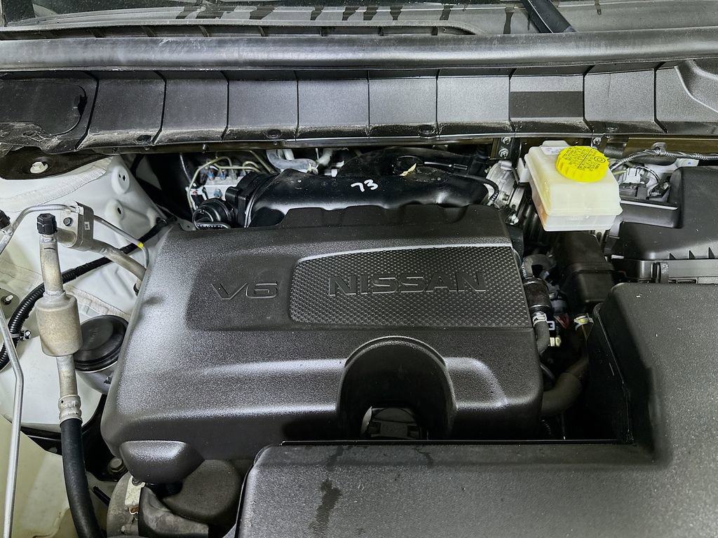 Used 2024 Nissan Pathfinder Platinum image 9