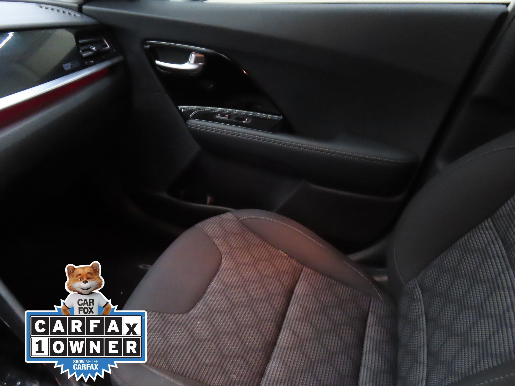 Used 2022 Kia Niro LXS image 17