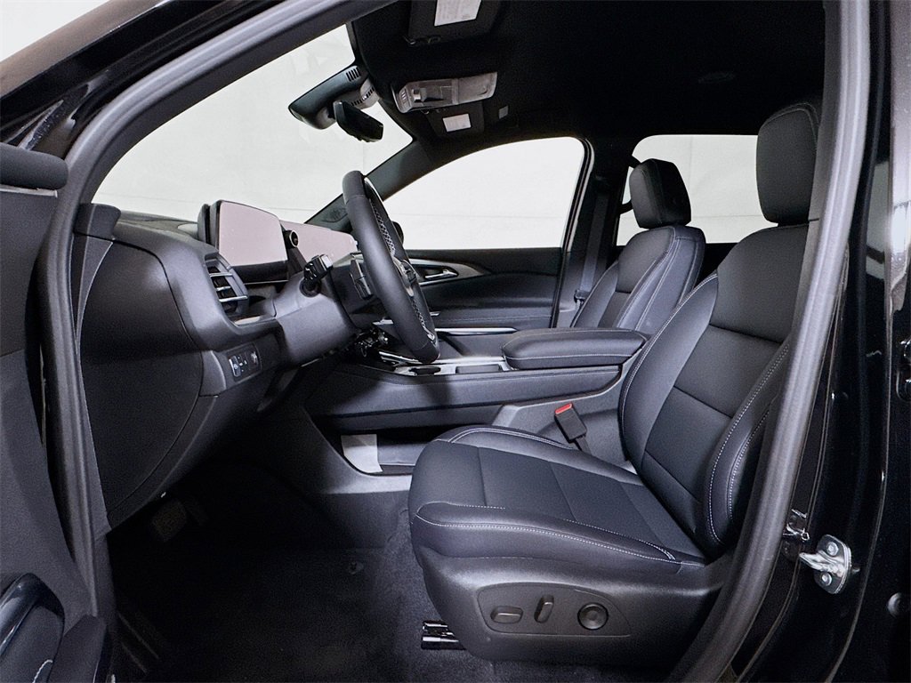 New 2026 Chevrolet Traverse LT w/ Enhanced Driving Package image 12