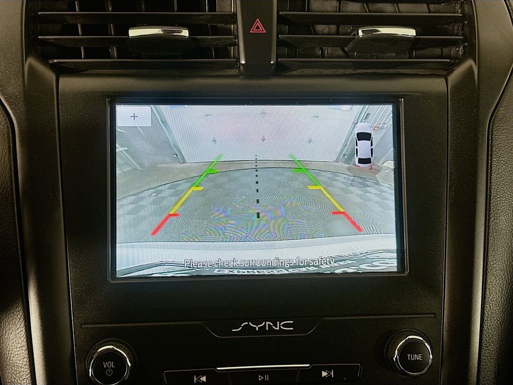 Used 2020 Ford Fusion SE w/ Equipment Group 151A image 14