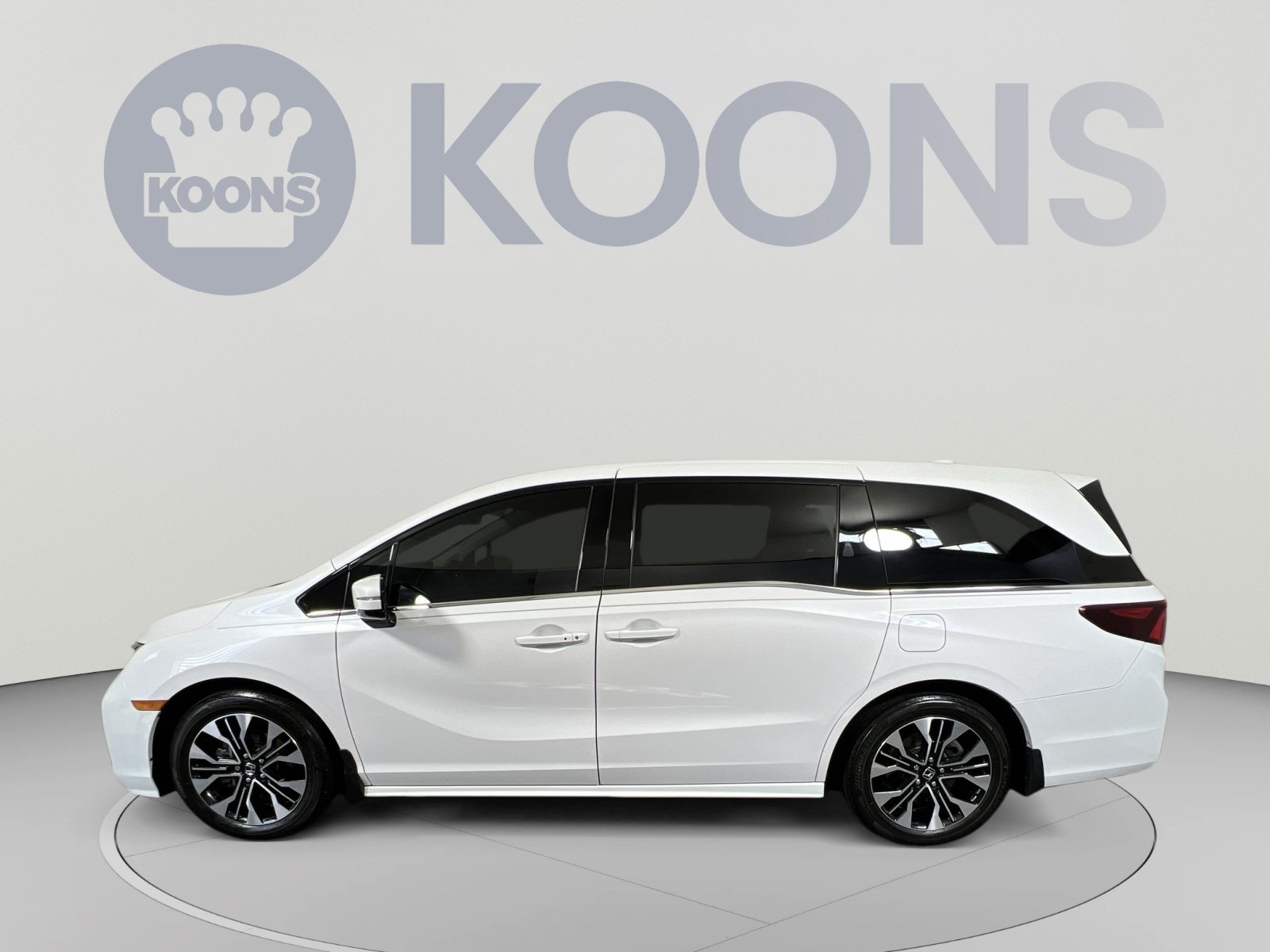 Used 2025 Honda Odyssey Elite image 7